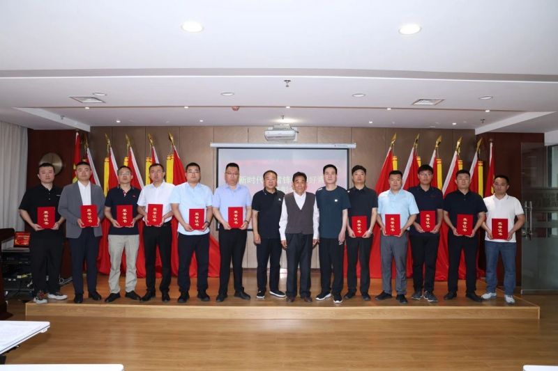 喜报｜伟德国际1946公司王俊涛荣获长垣市“新时代学雷锋爱国好青年”