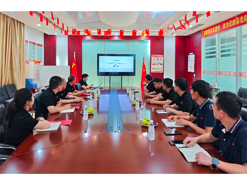 铸军魂・忆军旅・建新功｜伟德国际1946举办2025年退伍军人座谈会