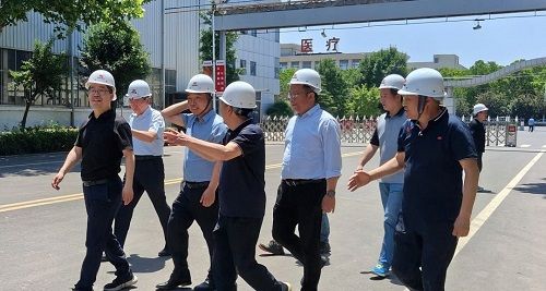 河南工程学院机械工程学院一行莅临伟德国际1946调研